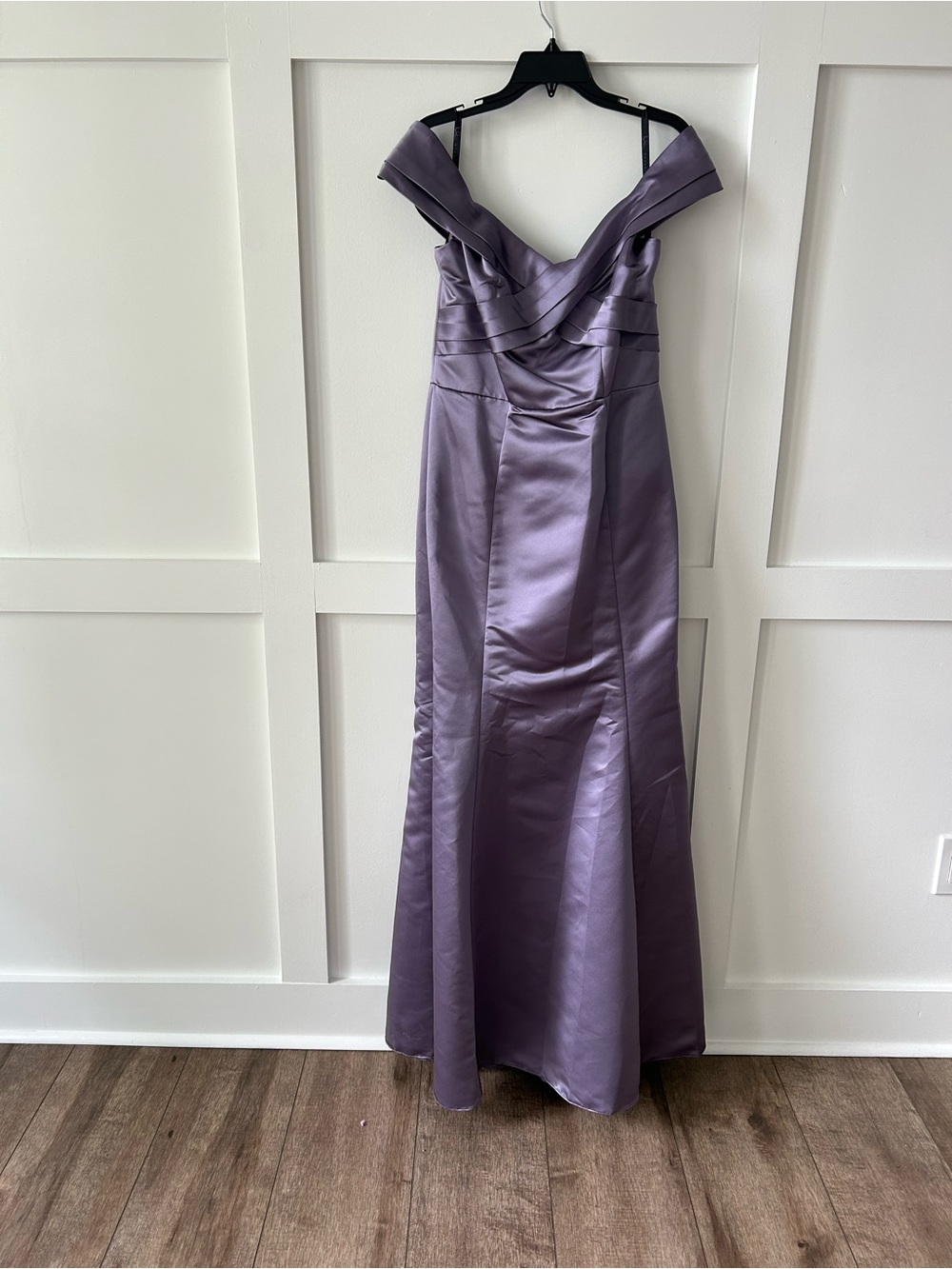 Hayley Paige Occassions dress